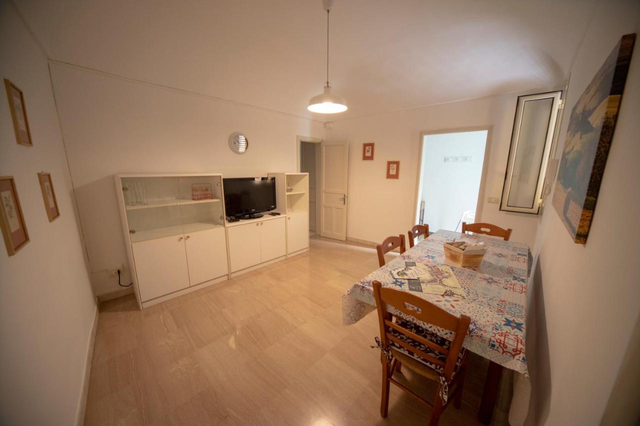 Casa Vacanza Da Dina โมดิกา ภายนอก รูปภาพ